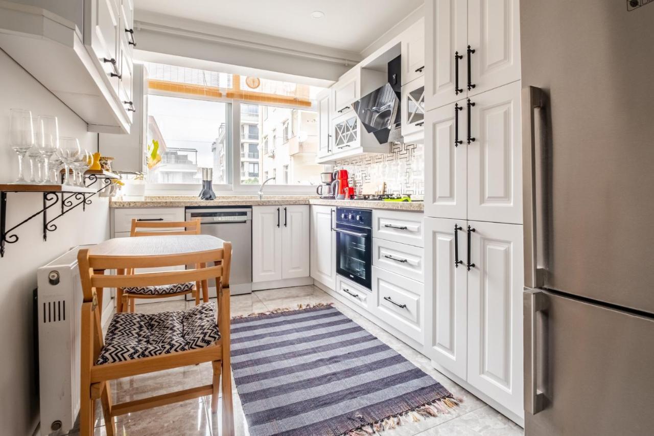 Vibrant Flat With Balcony In Maltepe Apartment Istanbul Bagian luar foto